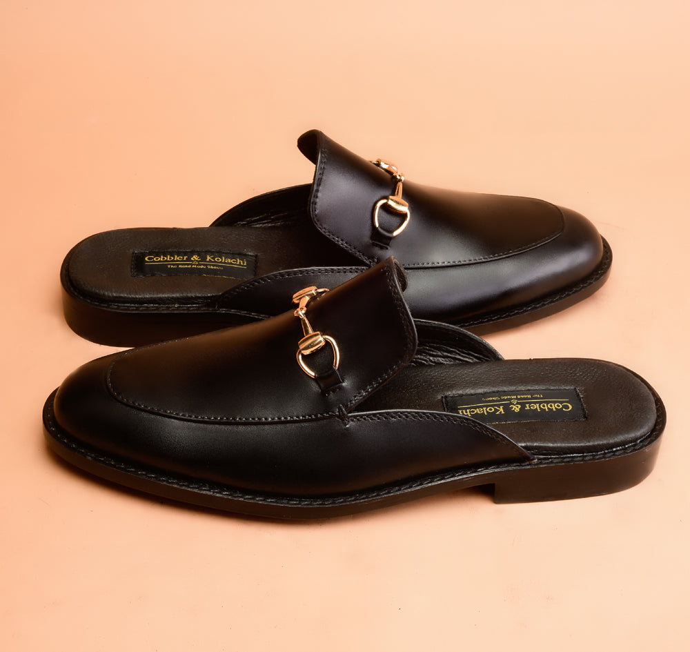 The Modern Black Slippers