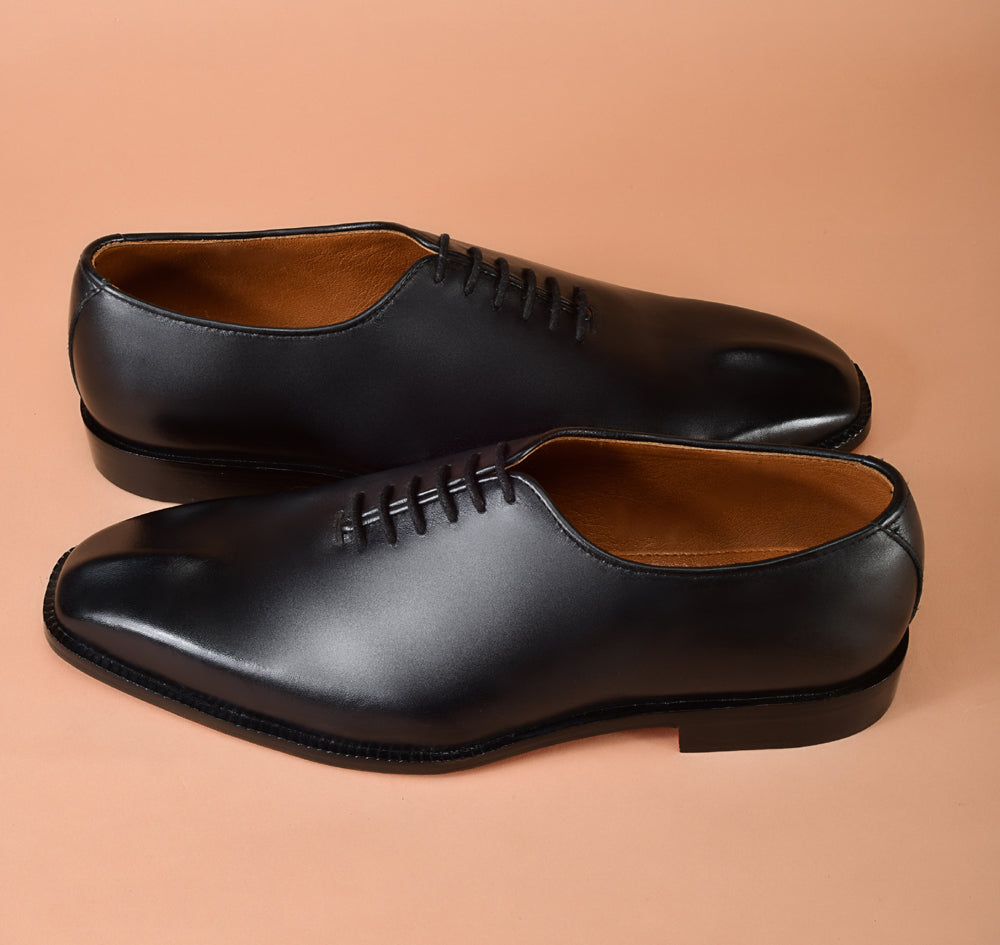 Christian louboutin Classic Black Oxfords