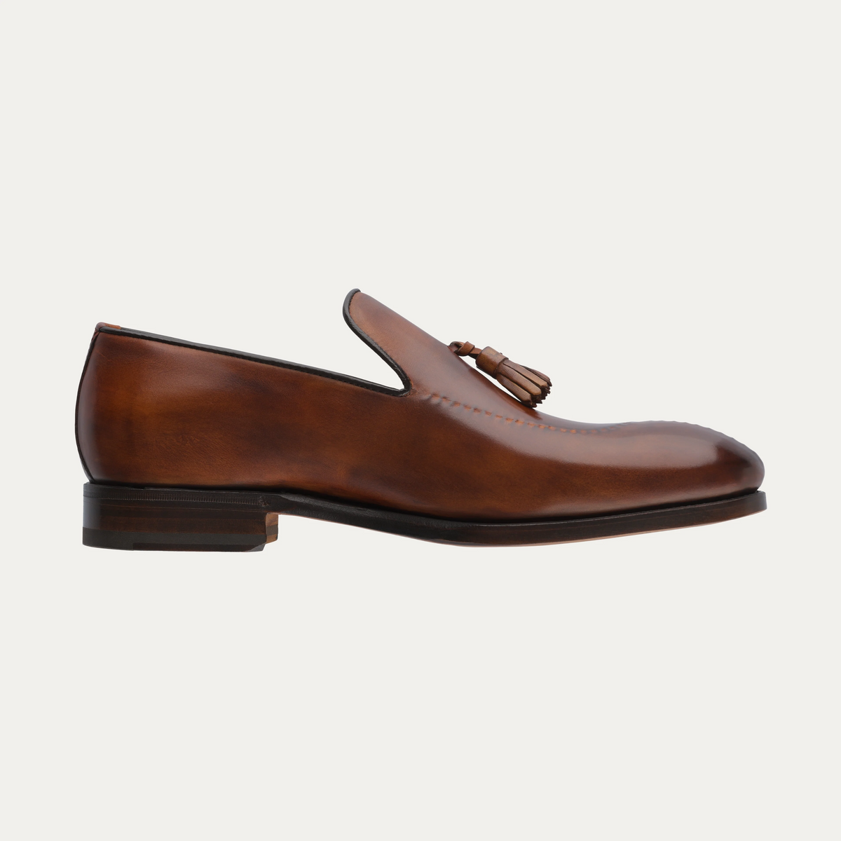 "Magnifico Reverse" Loafer with Tassels in Whisky