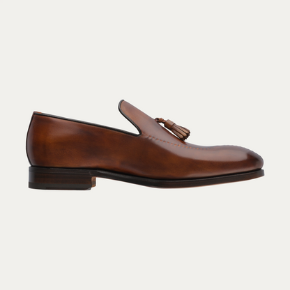 "Magnifico Reverse" Loafer with Tassels in Whisky