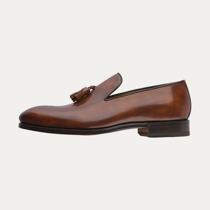 "Magnifico Reverse" Loafer with Tassels in Whisky