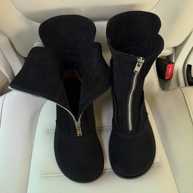 Wide Toe Leather Boots with Zipper, Anatomical Minimalist Shoes, Custom Color Options, Comfortable Everyday Footwear