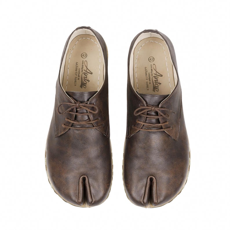 Men's BIZON CRAZY Leather Split-toe Sport Tabi Oxford Shoes – Handmade Barefoot Moccasins