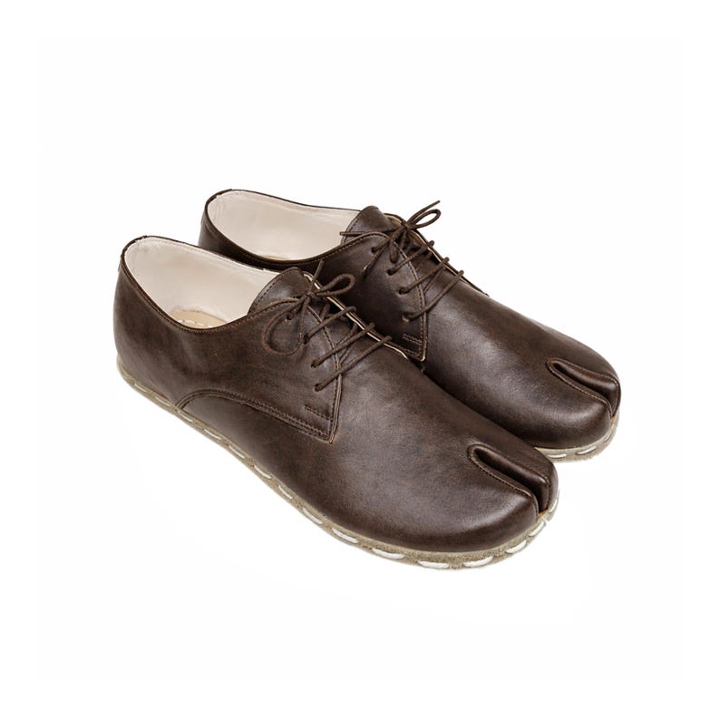 Men's BIZON CRAZY Leather Split-toe Sport Tabi Oxford Shoes – Handmade Barefoot Moccasins
