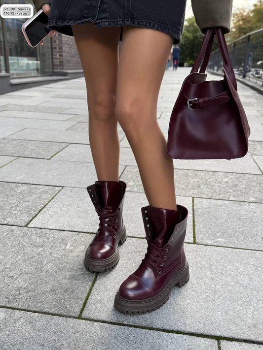 Women's lace-up Combat boots, Leather Suede Mid Calf Booties, Fleece Lined lug sole Shoes, Casual Fall Winter Footwear Burgundy color